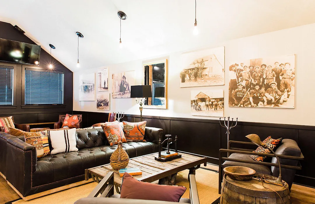 Hillside Boutique Hotel-1